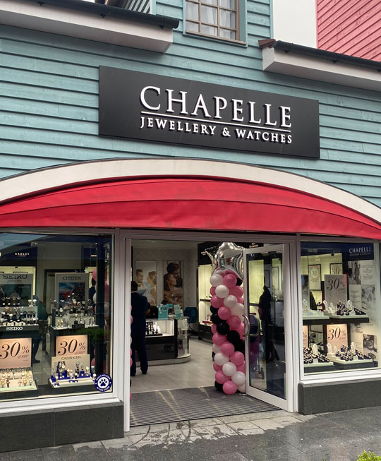 Chapelle storefront